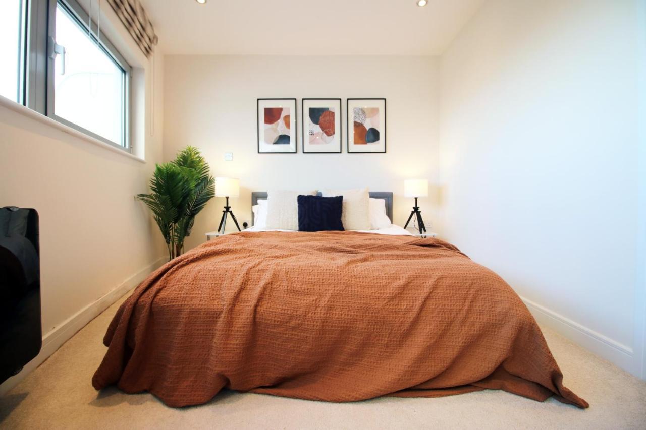The Skyline - Luxury City Centre Flat With Designated Parking Кардифф Экстерьер фото
