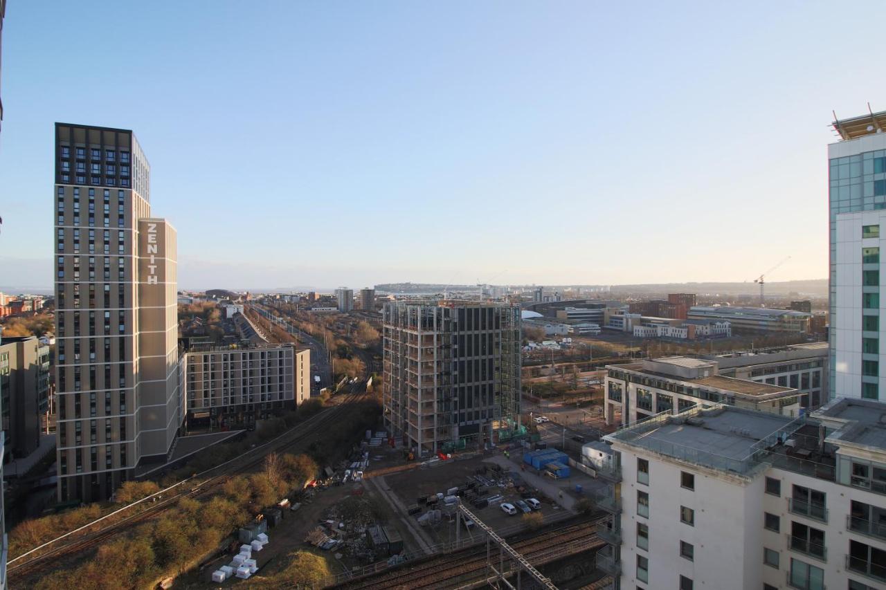 The Skyline - Luxury City Centre Flat With Designated Parking Кардифф Экстерьер фото