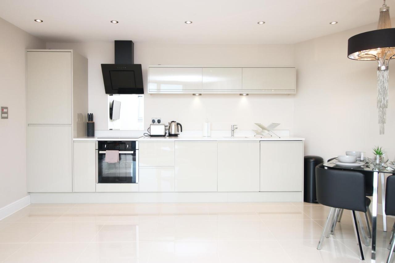 The Skyline - Luxury City Centre Flat With Designated Parking Кардифф Экстерьер фото