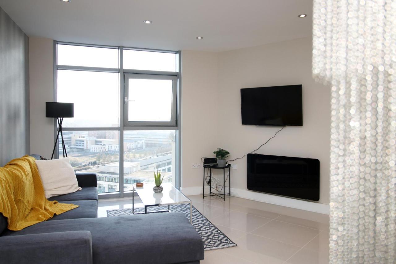 The Skyline - Luxury City Centre Flat With Designated Parking Кардифф Экстерьер фото