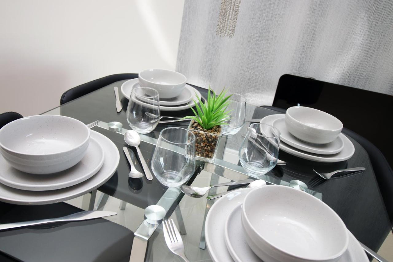 The Skyline - Luxury City Centre Flat With Designated Parking Кардифф Экстерьер фото