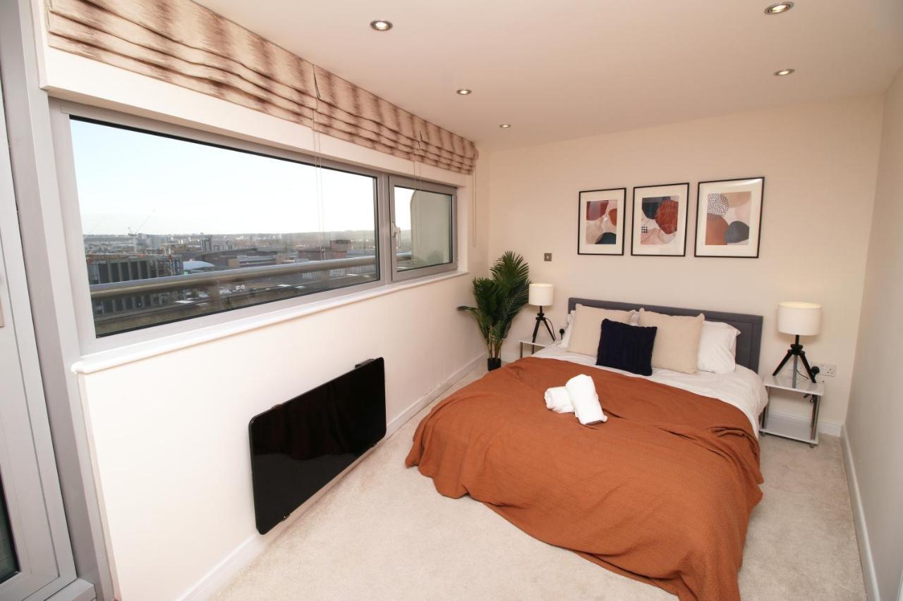 The Skyline - Luxury City Centre Flat With Designated Parking Кардифф Экстерьер фото