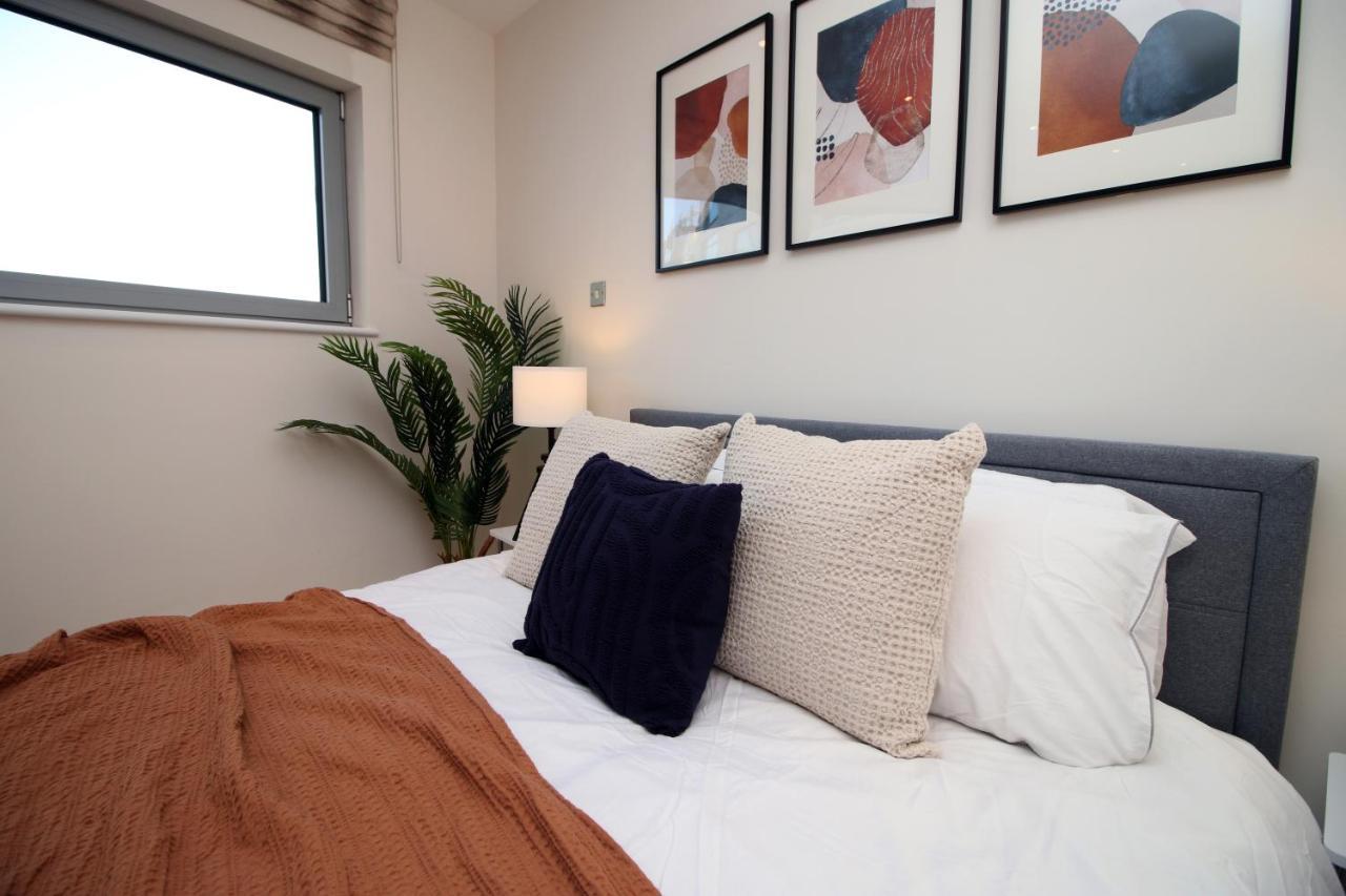The Skyline - Luxury City Centre Flat With Designated Parking Кардифф Экстерьер фото