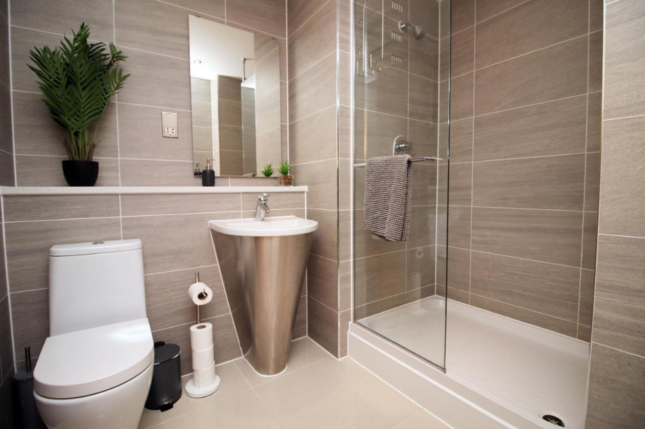 The Skyline - Luxury City Centre Flat With Designated Parking Кардифф Экстерьер фото